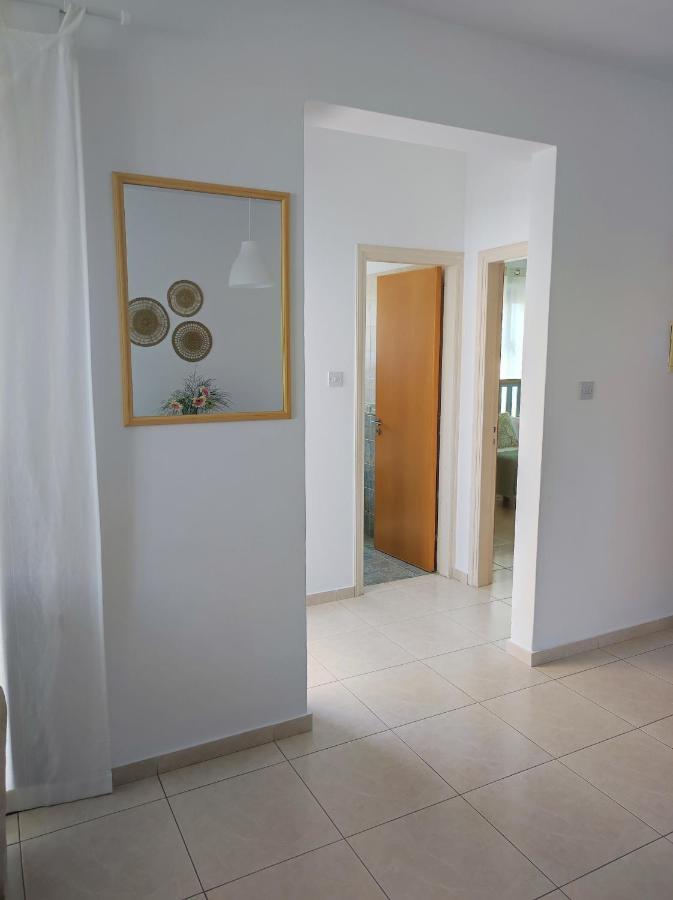 Marina Gardens Apartment Paphos Luaran gambar