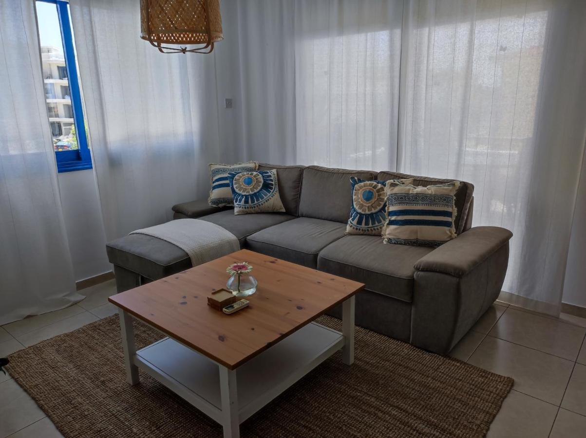 Marina Gardens Apartment Paphos Luaran gambar