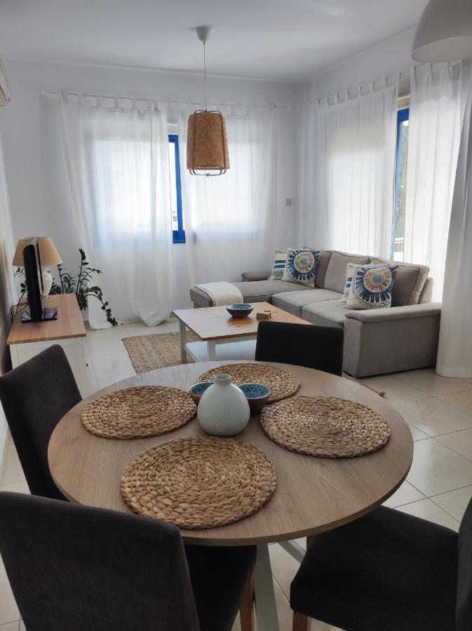 Marina Gardens Apartment Paphos Luaran gambar