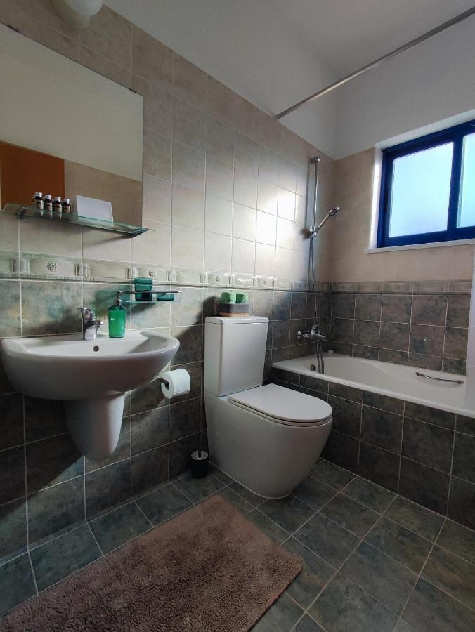 Marina Gardens Apartment Paphos Luaran gambar