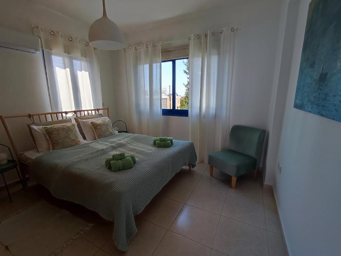 Marina Gardens Apartment Paphos Luaran gambar